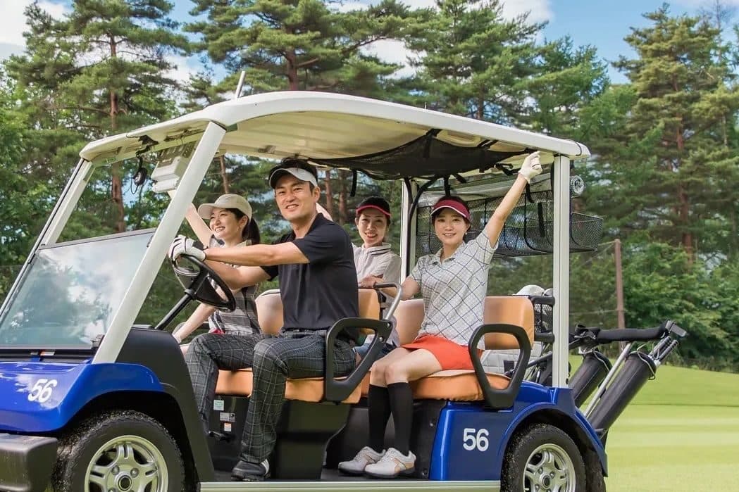 Golf cart